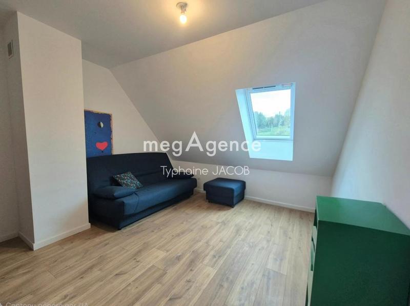 Maison - 93 m² - 5 pièces