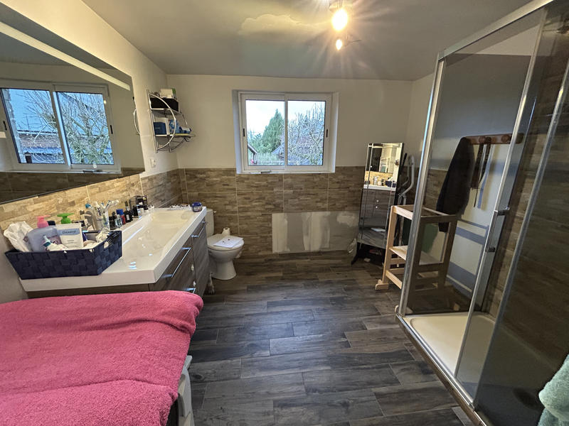 Maison - 97 m² - 6 pièces