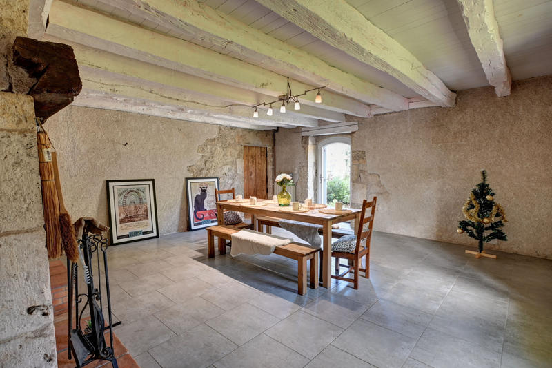 Maison - 182 m² - 5 pièces