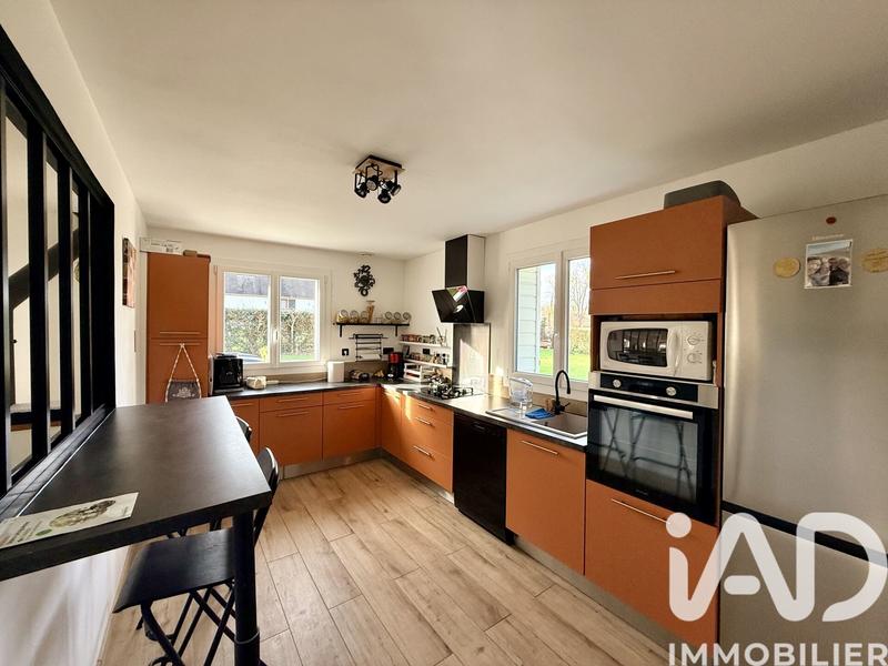 Maison - 93 m² - 4 pièces