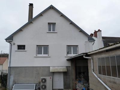 Maison - 255 m² - 8 pièces