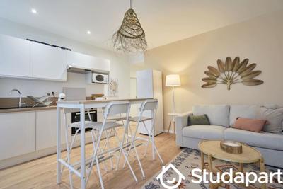 Chambre - 13 m² - 1 pièce