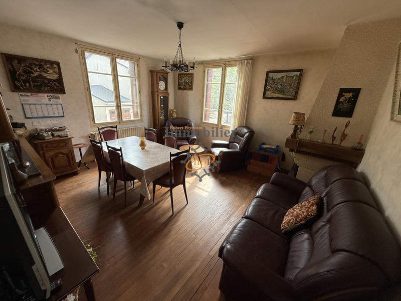 Maison - 120 m² - 6 pièces