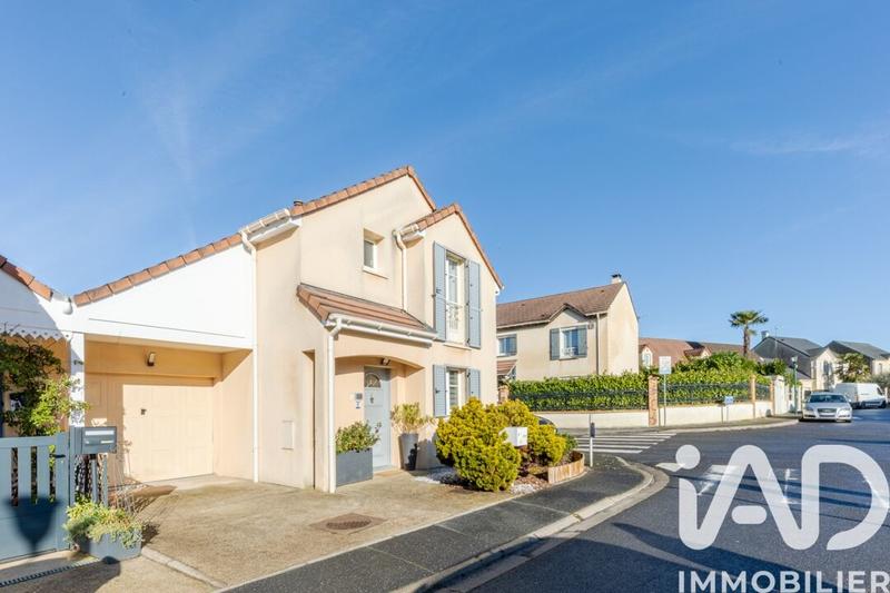 Maison - 77 m² - 4 pièces