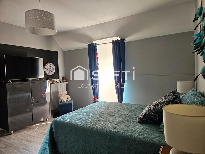 Maison - 180 m² - 6 pièces