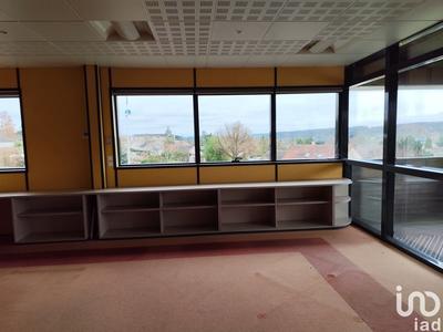 Local commercial - 2 026 m²