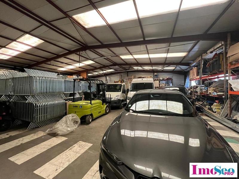 Local d'activité / Entrepôt - 1 000 m²