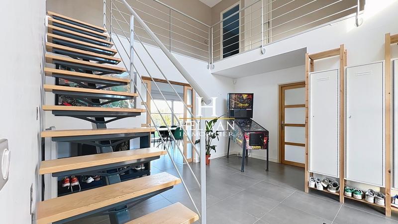 Maison - 164 m² - 6 pièces