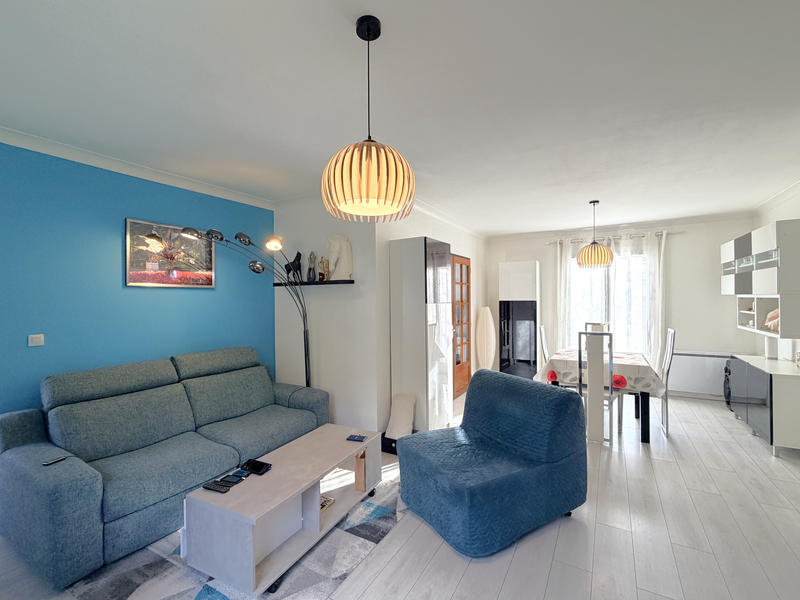 Maison - 133 m² - 8 pièces