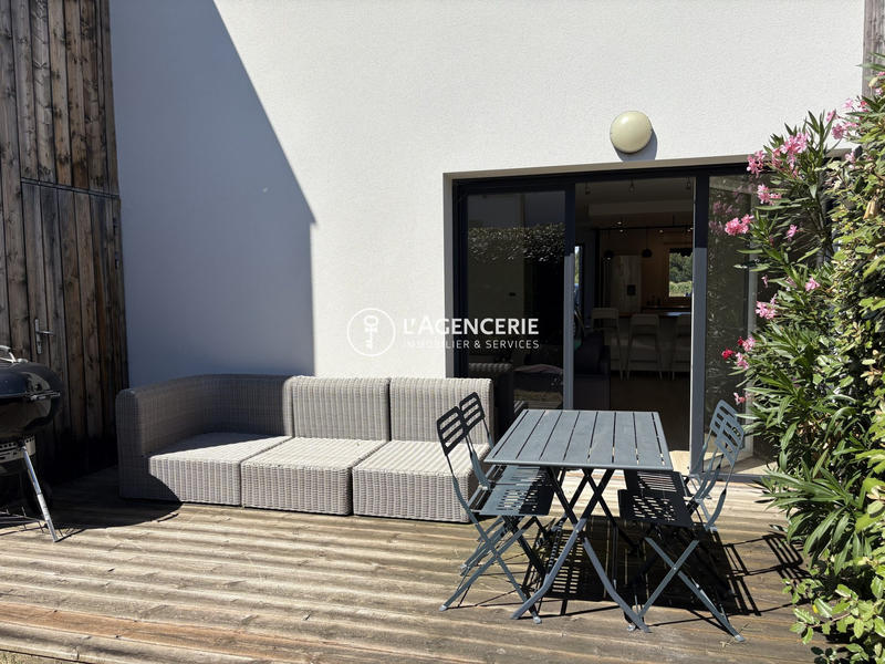 Duplex - 93 m² - 4 pièces