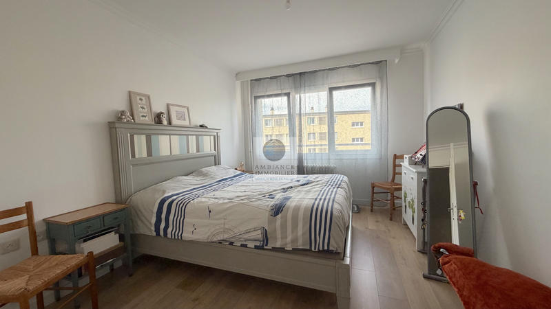 Appartement - 98 m² - 4 pièces