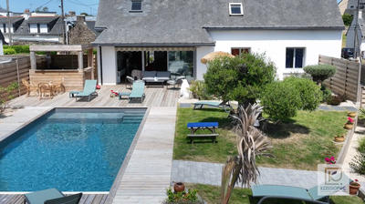 Propriété - 191 m² - 5 pièces