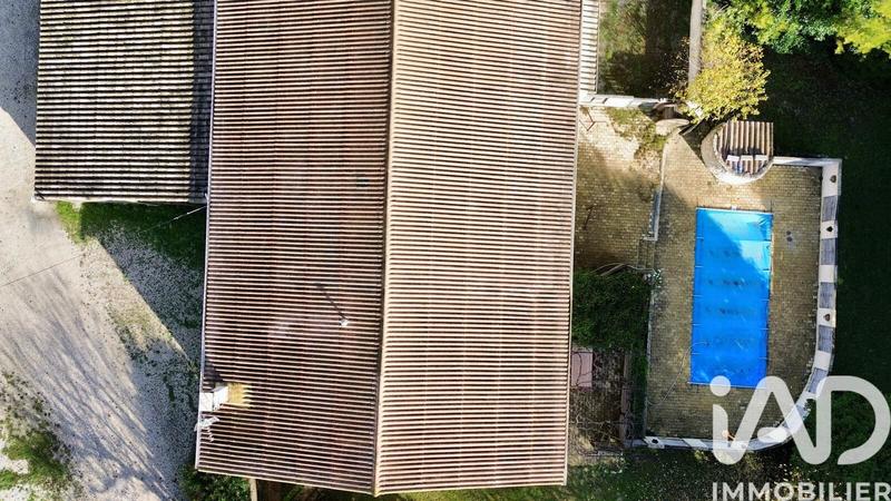 Maison - 333 m² - 5 pièces