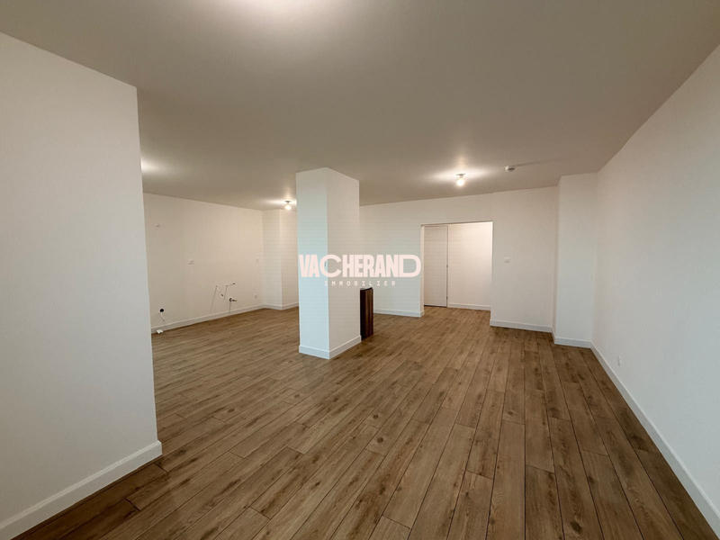 Appartement - 140 m² - 5 pièces