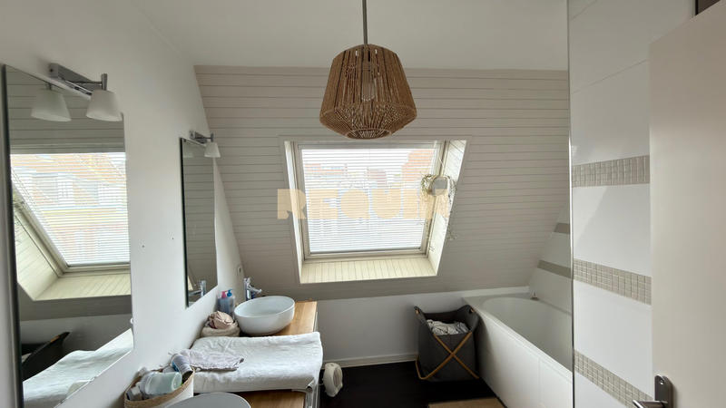 Appartement - 84 m² - 5 pièces