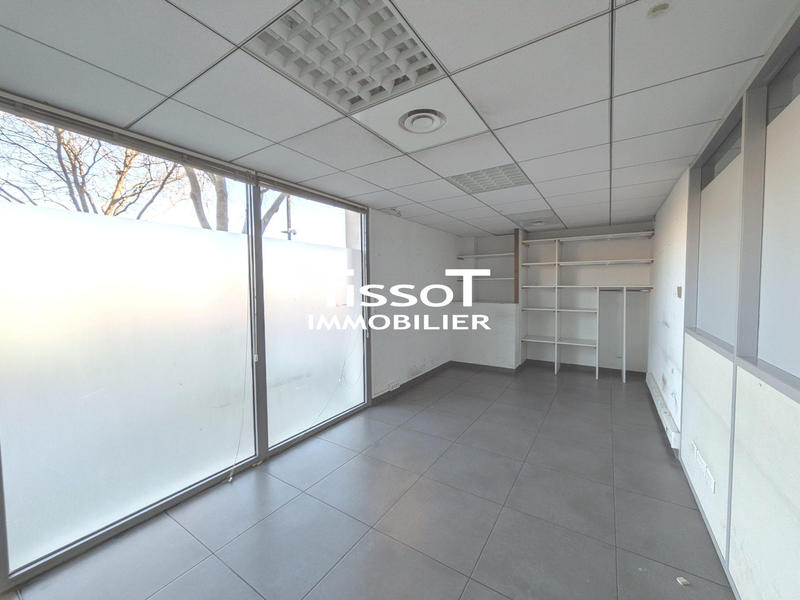 Local commercial - 280 m²