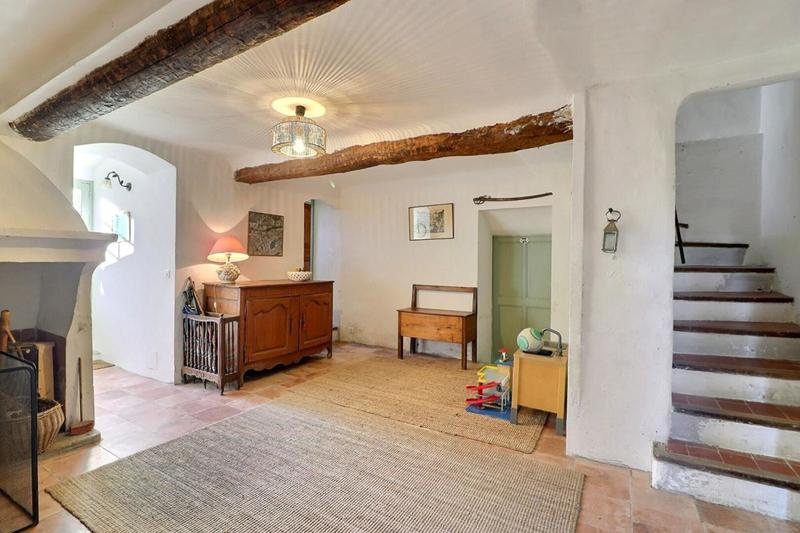 Maison - 230 m² - 14 pièces