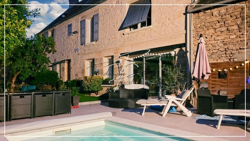 Maison - 210 m² - 5 pièces