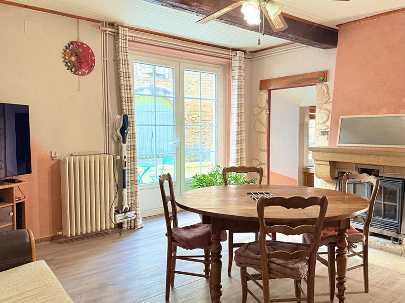 Maison - 176 m² - 7 pièces