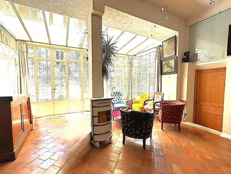 Appartement - 150 m² - 4 pièces