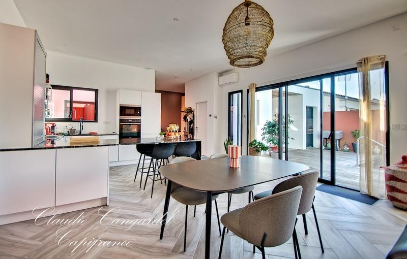 Maison - 137 m² - 6 pièces