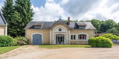 Manoir - 2 100 m² - 40 pièces