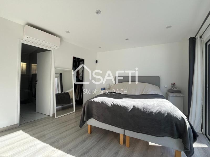 Villa - 212 m² - 9 pièces