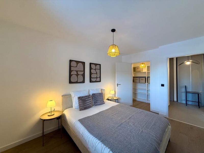 Appartement - 89 m² - 4 pièces