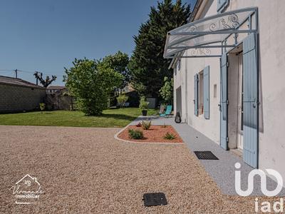 Maison - 265 m² - 9 pièces