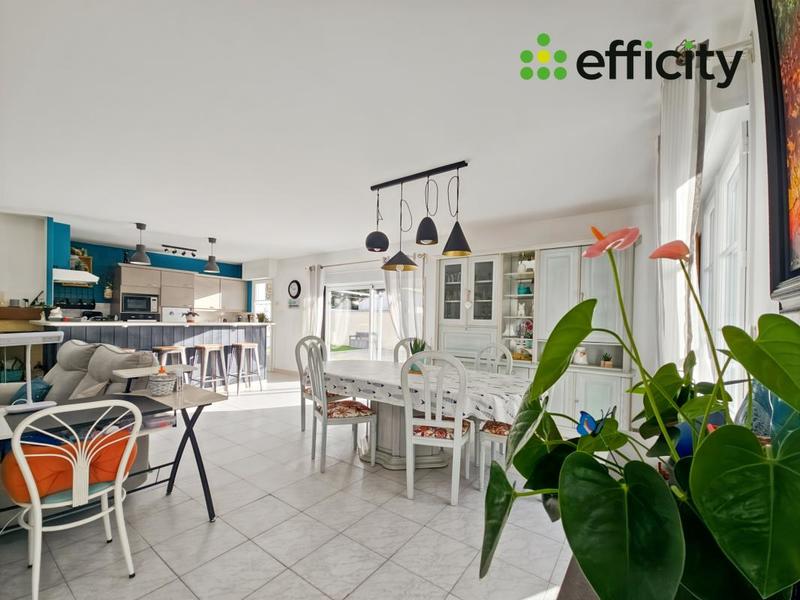 Maison - 130 m² - 6 pièces