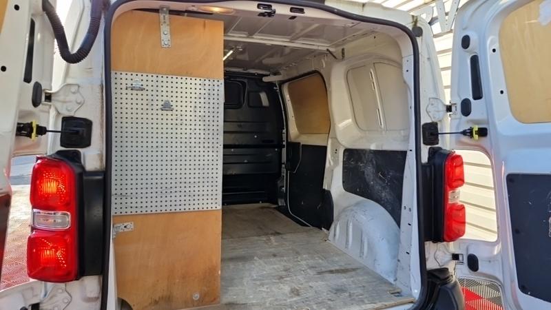 Citroën Jumpy Fourgon m 2.0 bluehdi 120 ss bvm6 club 340 nm