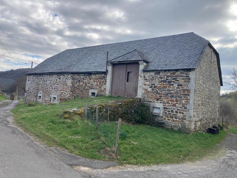 Maison - 358 m² - 2 pièces