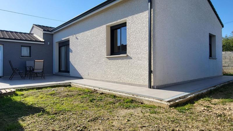 Maison - 96 m² - 4 pièces