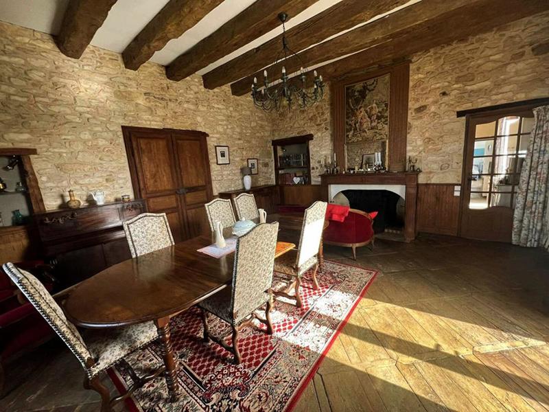 Manoir - 300 m² - 12 pièces