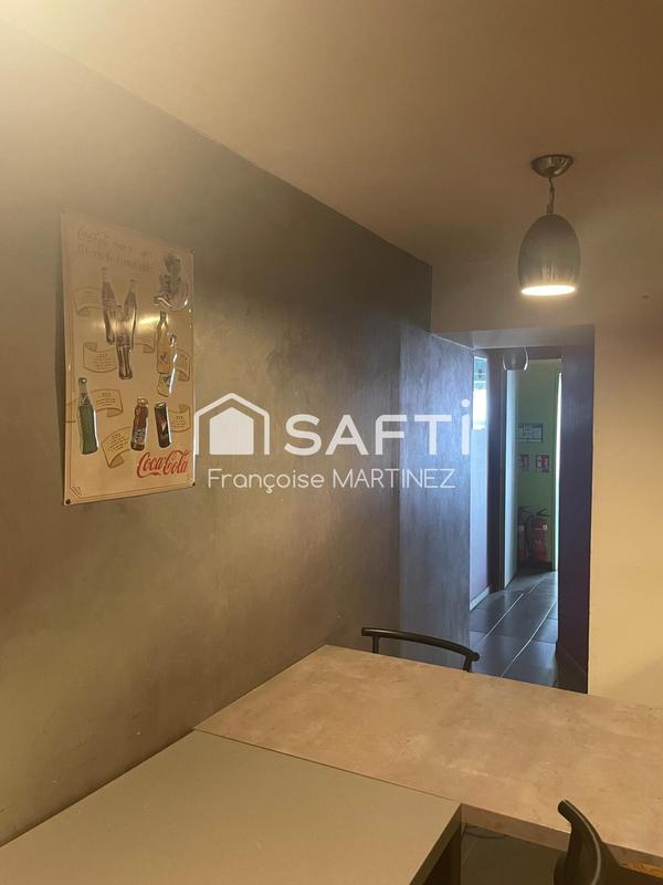 Local commercial - 94 m² - 4 pièces