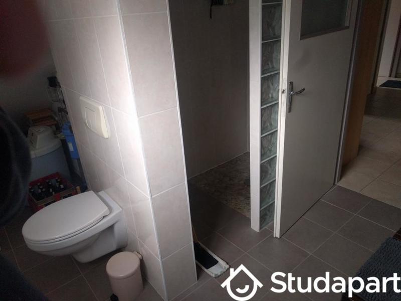 Chambre - 12 m² - 1 pièce