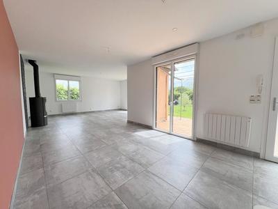 Maison - 151 m² - 8 pièces