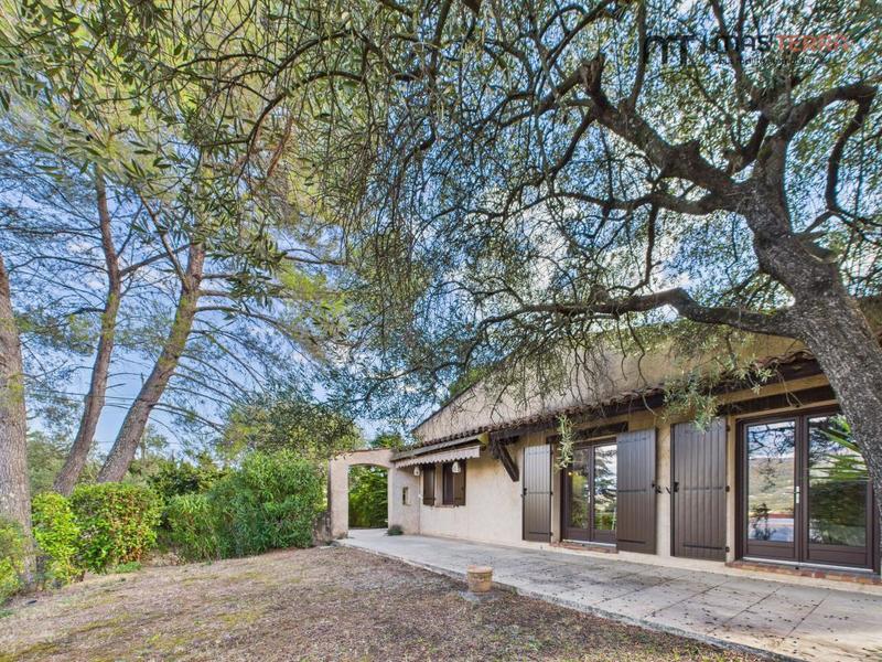 Villa - 162 m² - 7 pièces