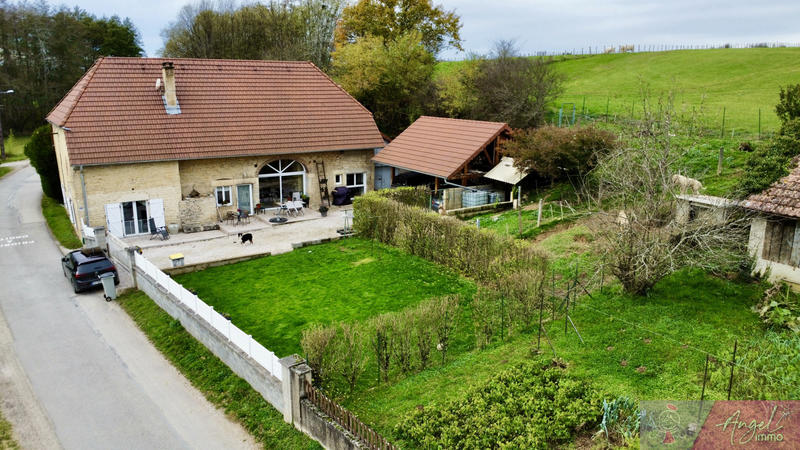 Maison - 130 m² - 6 pièces