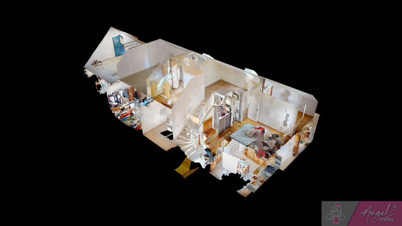 Maison - 154 m² - 8 pièces