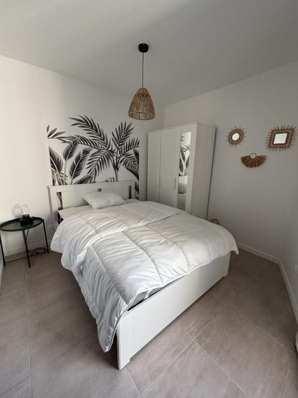 Chambre - 9 m² - 1 pièce