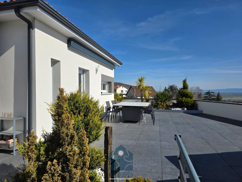 Villa - 130 m² - 5 pièces