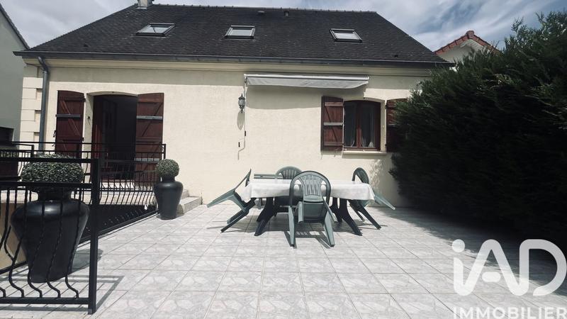 Maison - 110 m² - 5 pièces