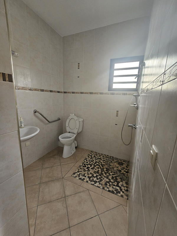 Local commercial - 52 m² - 1 pièce