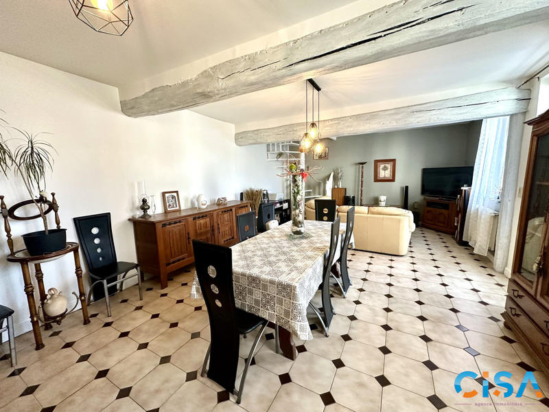 Maison - 170 m² - 6 pièces