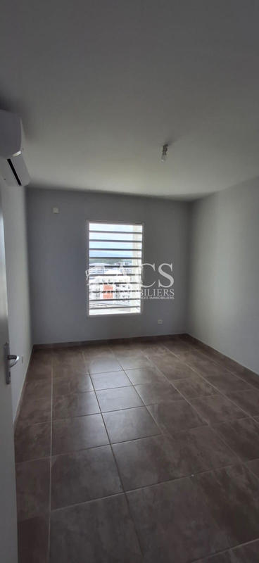 Duplex - 111 m² - 5 pièces