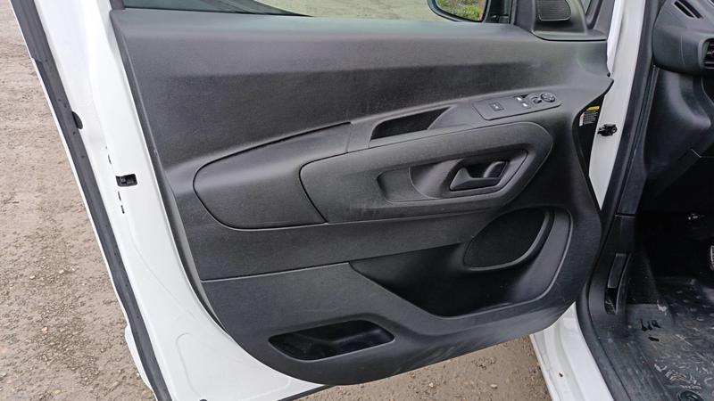 Citroën Berlingo Vu 1.5 BlueHDi 130 Eat8 Driver