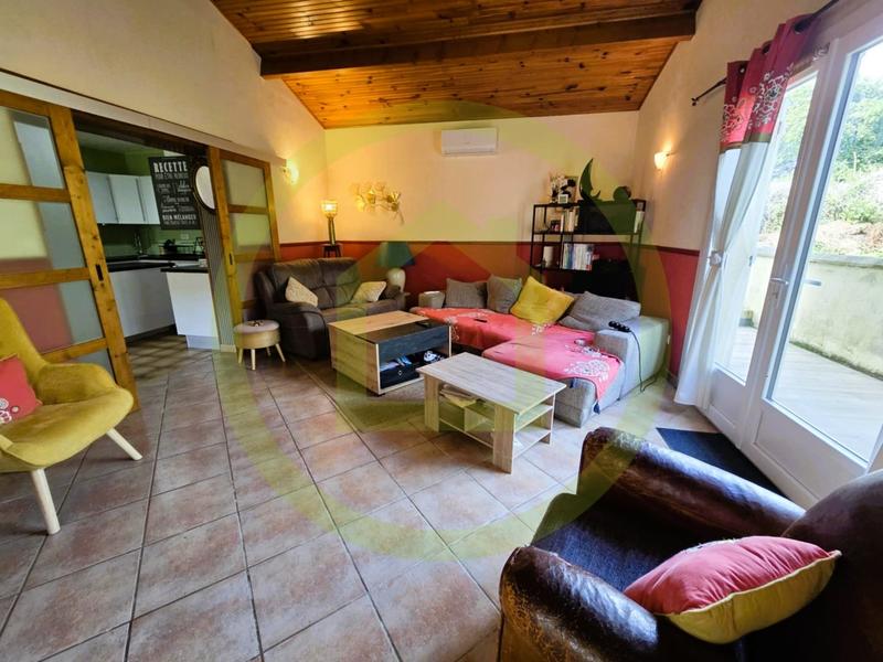 Maison - 148 m² - 6 pièces