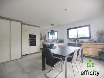 Maison - 130 m² - 6 pièces