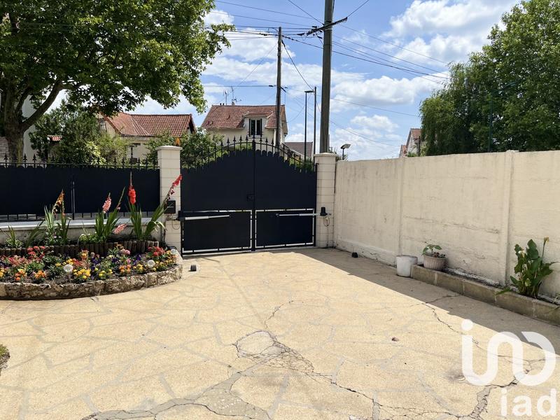 Maison - 161 m² - 7 pièces